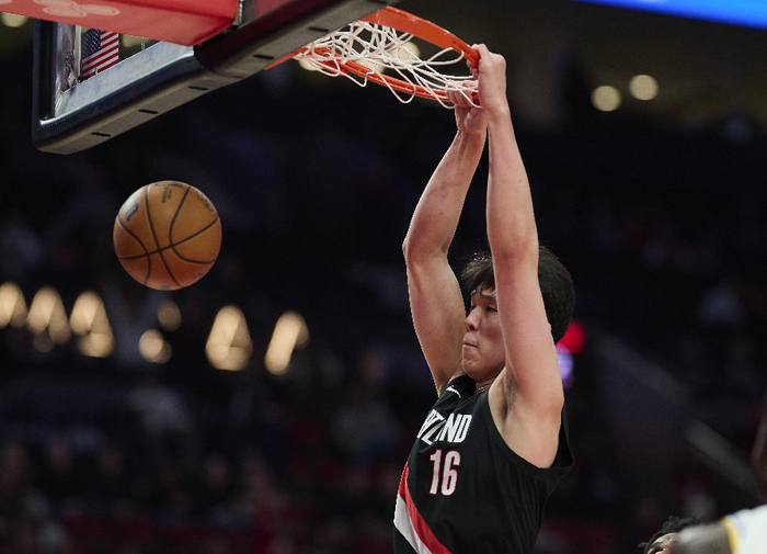 易胜博体育登录入口-杨瀚森回国专访：不满新秀赛季，NBA简洁高效，抓紧调状态尽份力|国家队|波特兰开拓者队|杨翰森|篮球|世预赛_新浪体育_新浪新闻