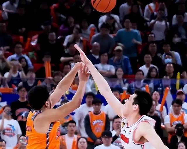 易胜博体育-曾凡博替补17分！广东主帅杜锋：我们轮换真的顶不住