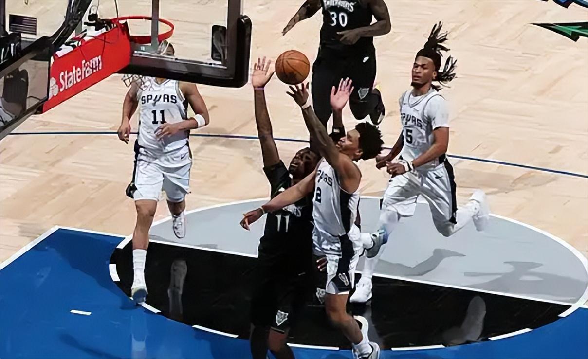 易胜博体育-NBA季后赛明天5月13日赛程：天王山大战！马刺PK森林狼冲击赛点